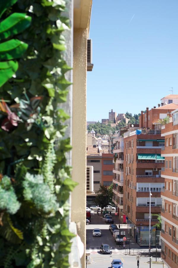 Apartamento inteligente con vistas a la Alhambra Granada Exterior foto